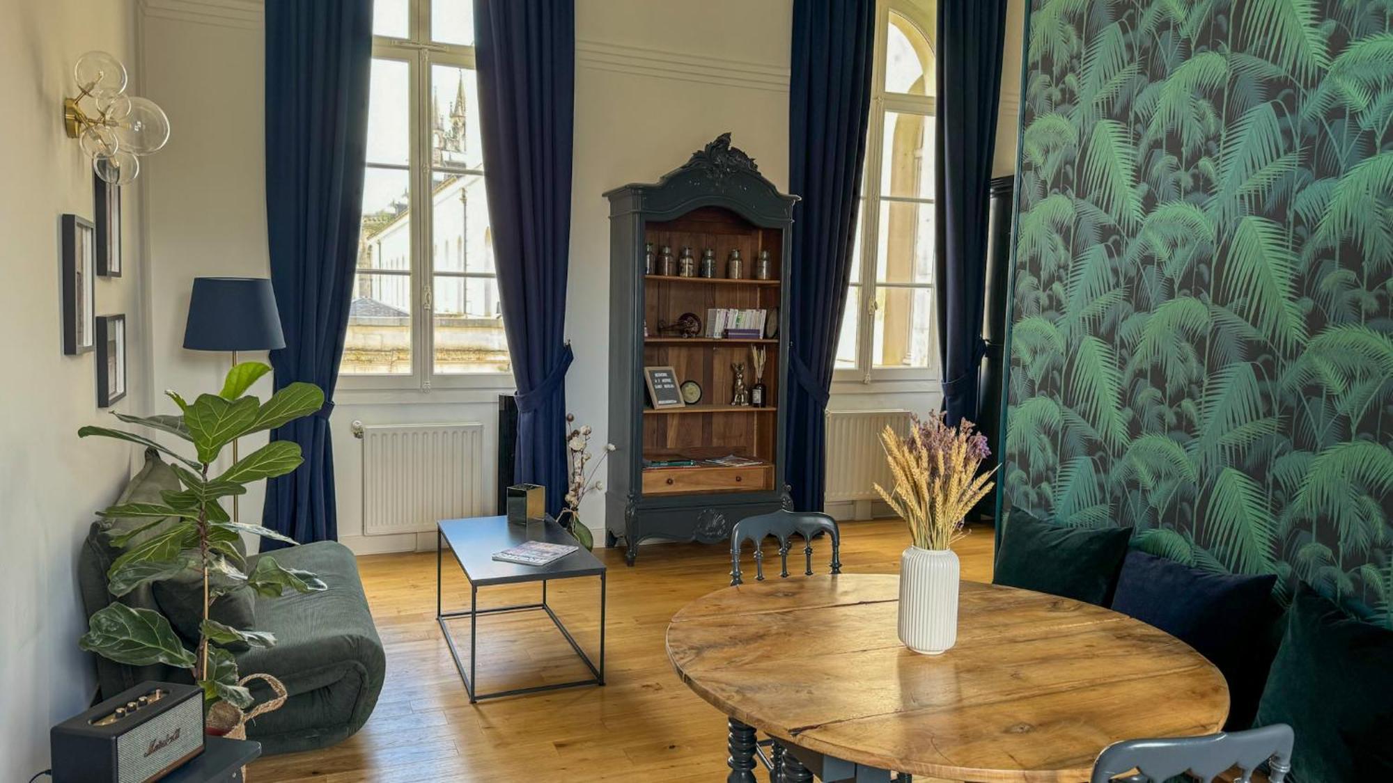 Hospice St Nicolas Troyes Buitenkant foto